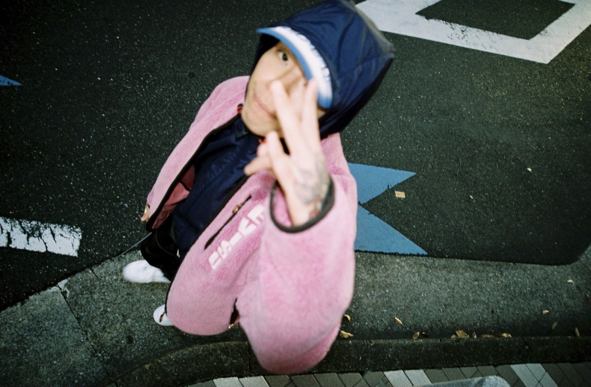 EYESCREAM WEB「Interview: week dudus × GUNHEADのEP作“MASH IT!”に描かれた世界観」
