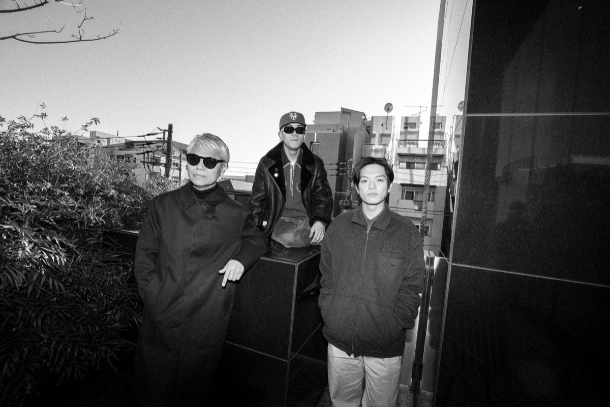 EYESCREAM WEB「Talk Session：MONDO GROSSO×どんぐりず コラボ楽曲「B.S.M.F」におけるパンクな表現」