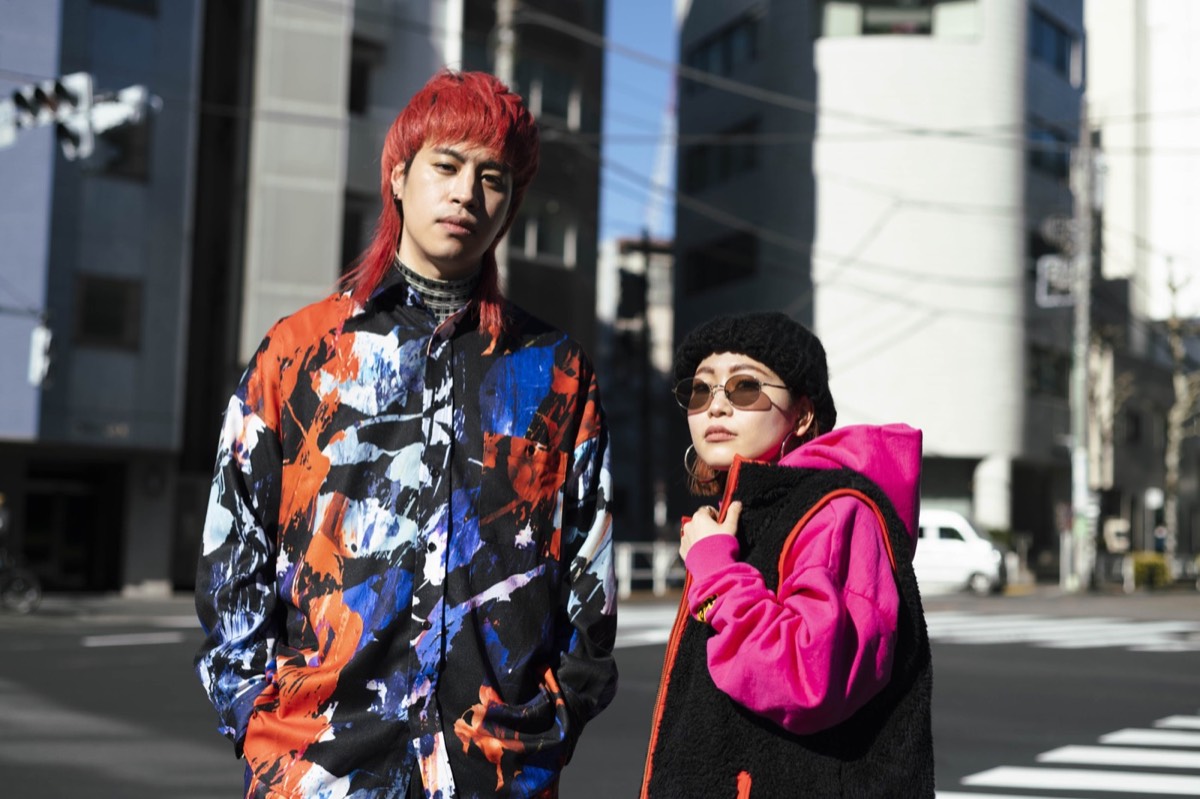 EYESCREAM WEB「Talk Session: MÖSHI×ASOBOiSM “Connected feat. ASOBOiSM”で歌う対話への疑問と葛藤」