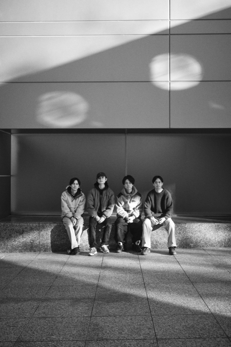 EYESCREAM WEB「Interview: DYGLの4thアルバム『Thirst』を経てDYGLが奏でるオルタナとは何かを改めて問う」