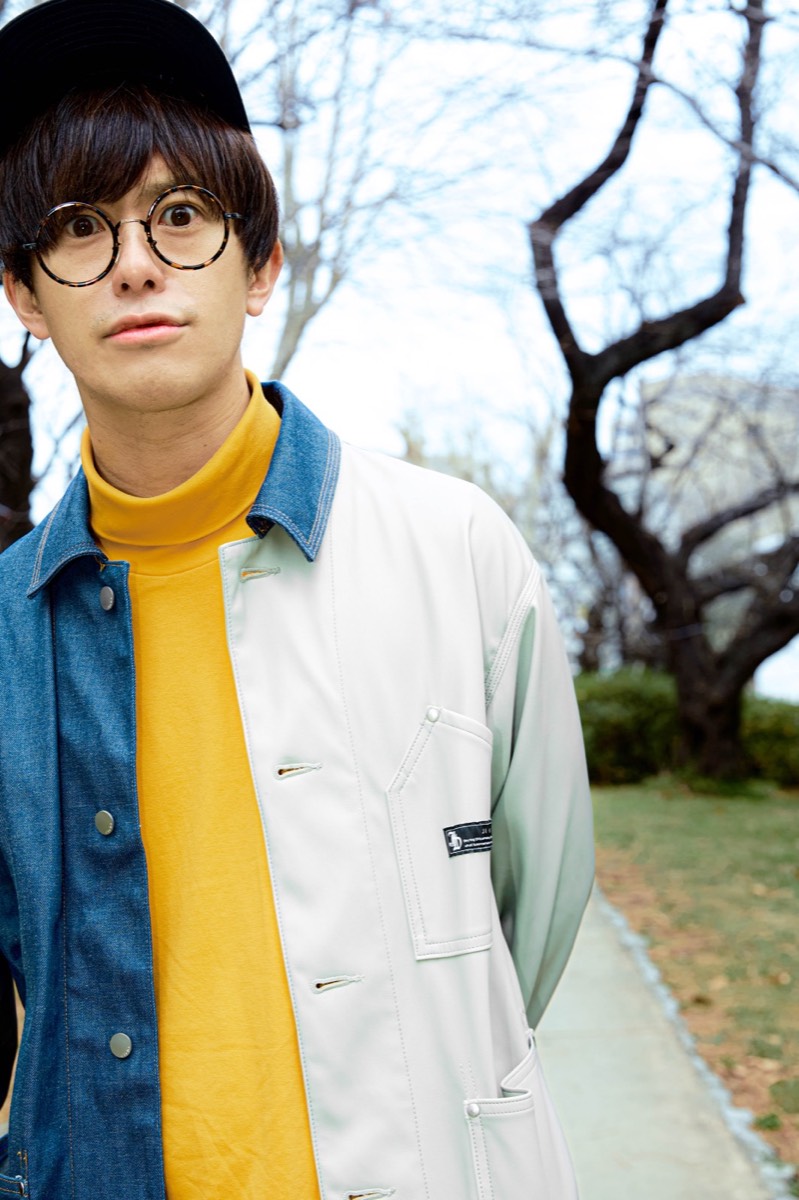 EYESCREAM WEB「Interview: BLUE ENCOUNTがニューミニアルバム「Journey through the new door」に込めた自己追究の形と未来への思い」