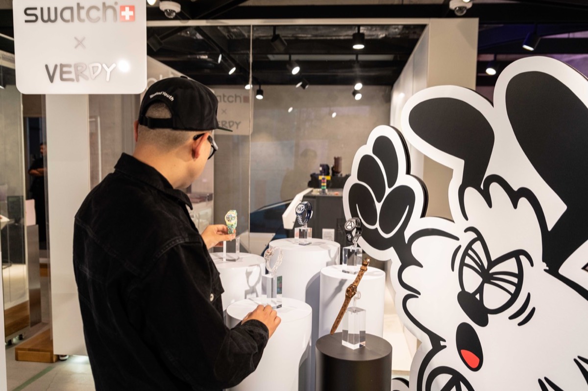 EYESCREAM WEB「Interview: VERDYが“Swatch × VERDYコレクション”に込めた若き日の憧憬」
