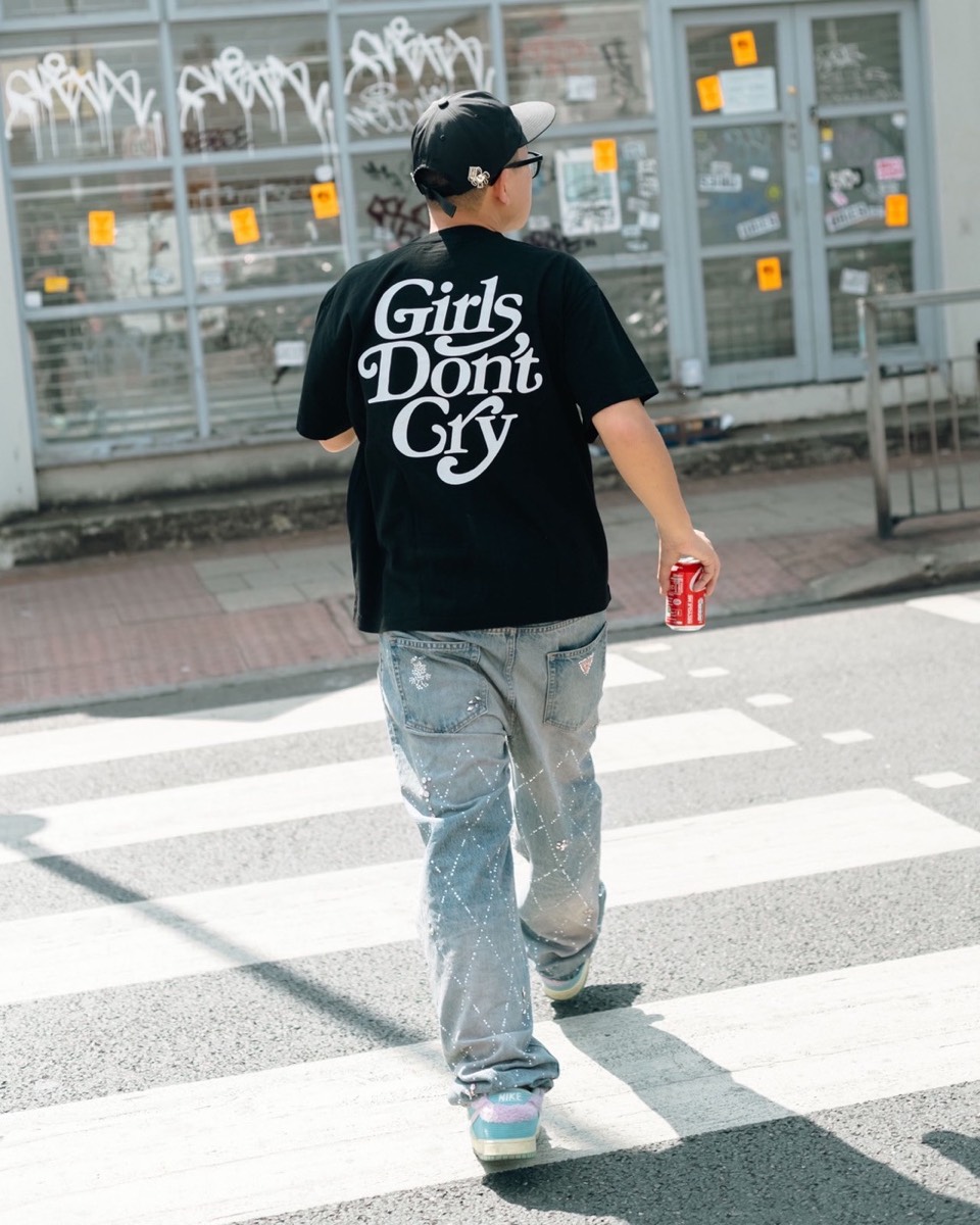 EYESCREAM WEB「Interview: VERDY 夢中になるとは何か ーCoca-Cola X Fes 2025 のアートディレクションを担当して思うことー」