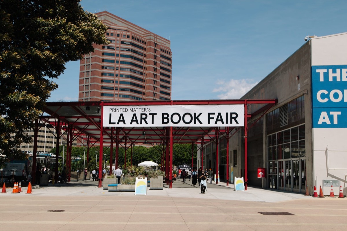 EYESCREAM WEB「Report: LA ART BOOK FAIR 2019の模様に見る”これからのインディペンデントなアートシーン”」