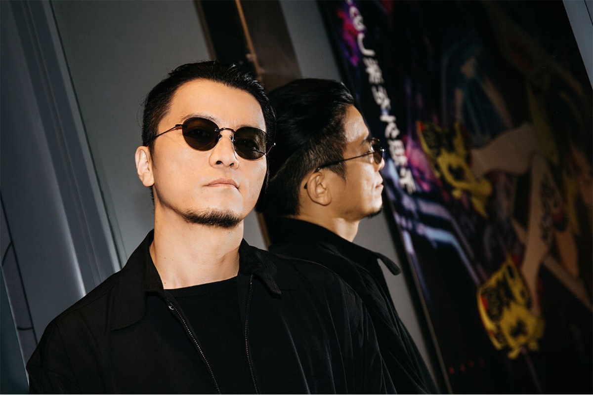 HOUYHNHNM「KREVAのファッションと音楽の現在地。」