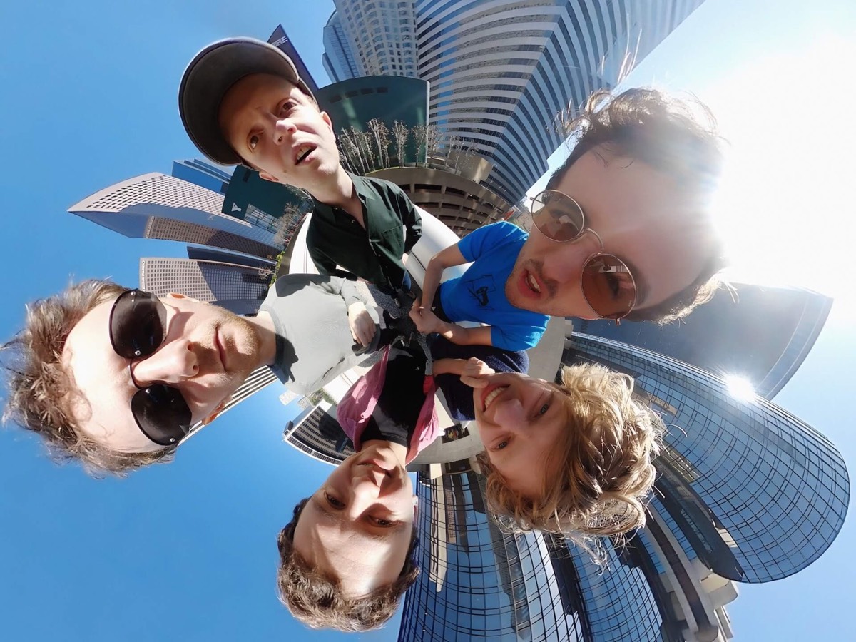 Qetic「【INTERVIEW】SQUID『Cowards』」
